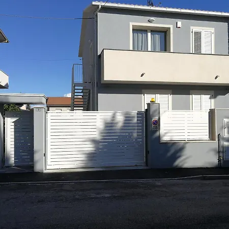 Alcivico3 Bed & Breakfast 3*
